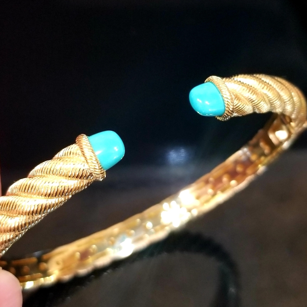 Judith Ripka sleeping beauty turquoise cuff bracelet